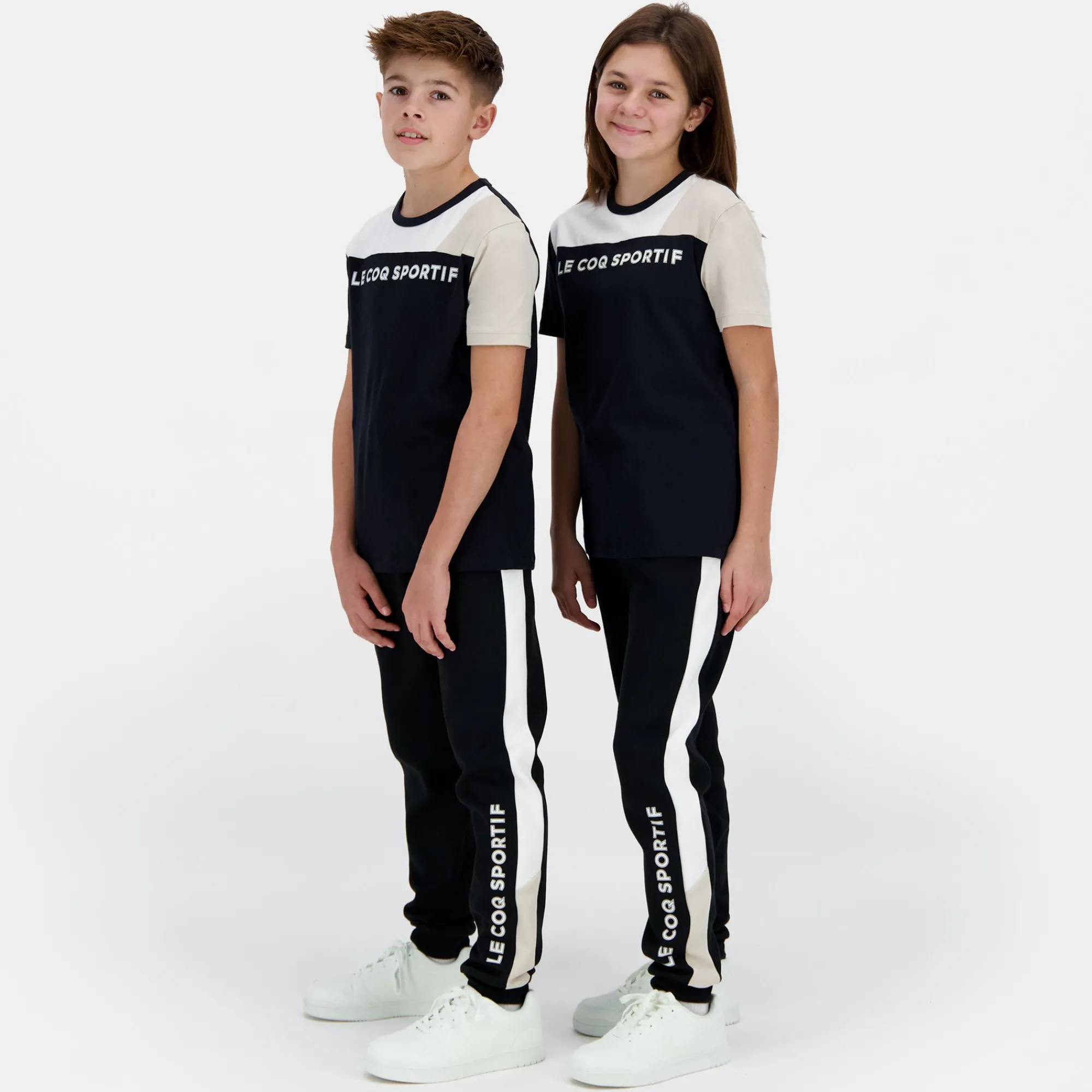 New Essentiels Pantalon ESSENTIELS Enfant Kinder Hosen