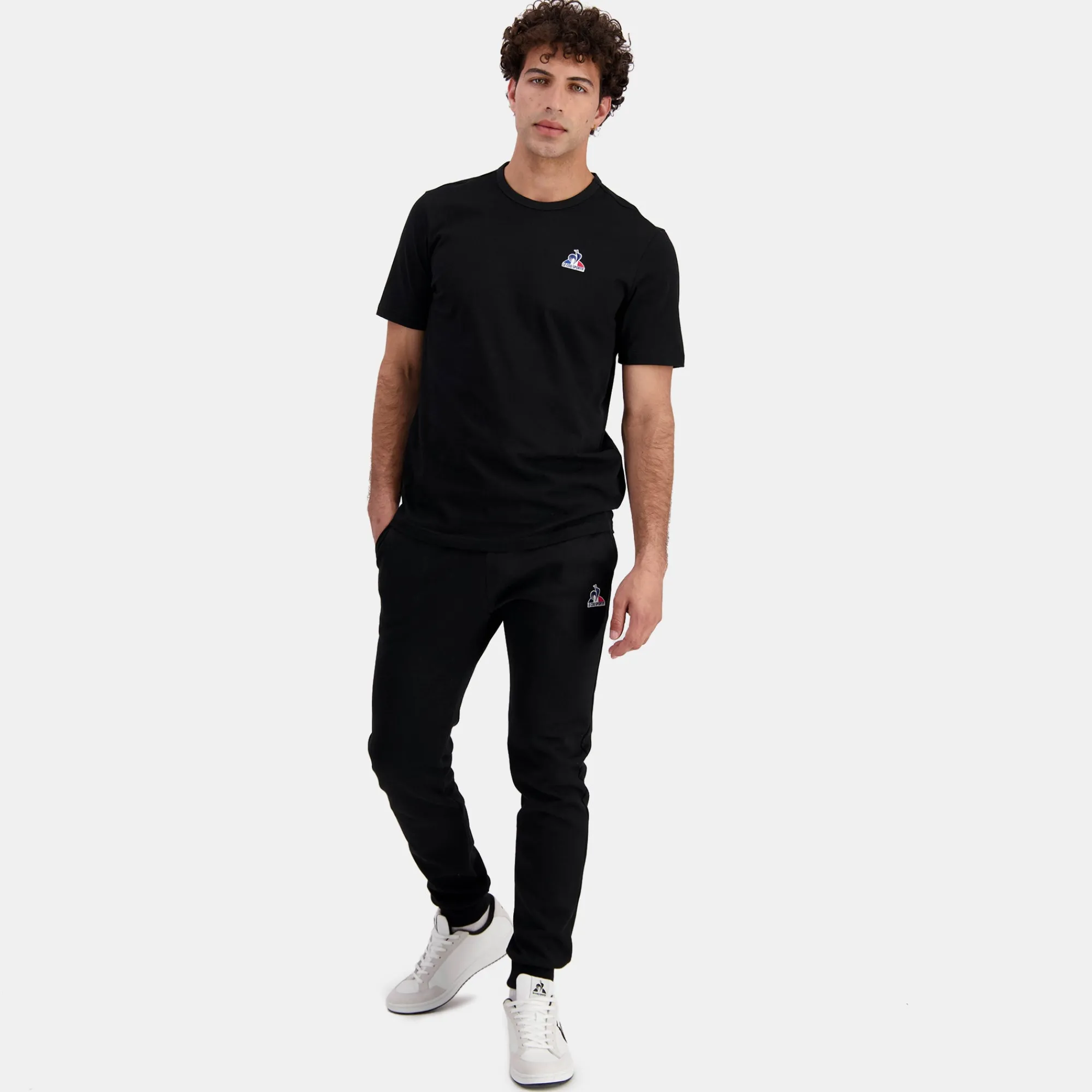 Outlet Essentiels Pantalon Homme Hosen Und Jogginghosen