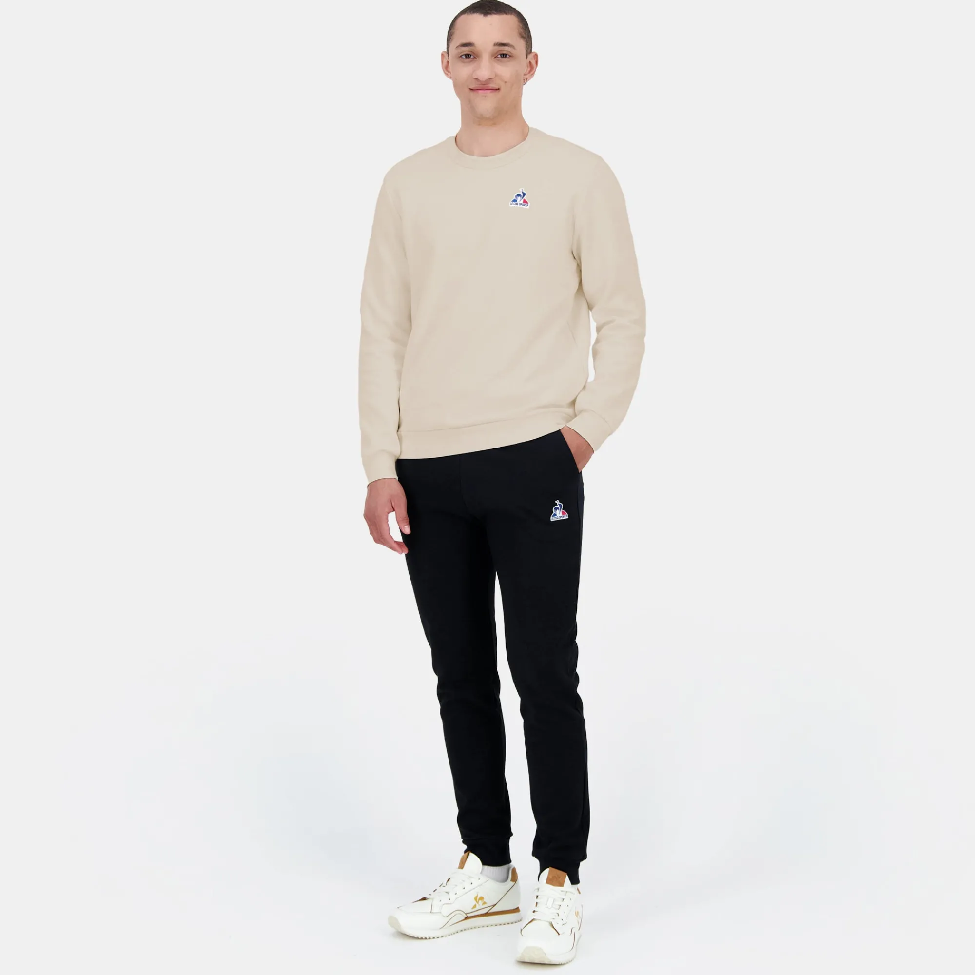 Outlet Essentiels Sweat col rond ESSENTIELS Homme Sweatshirts