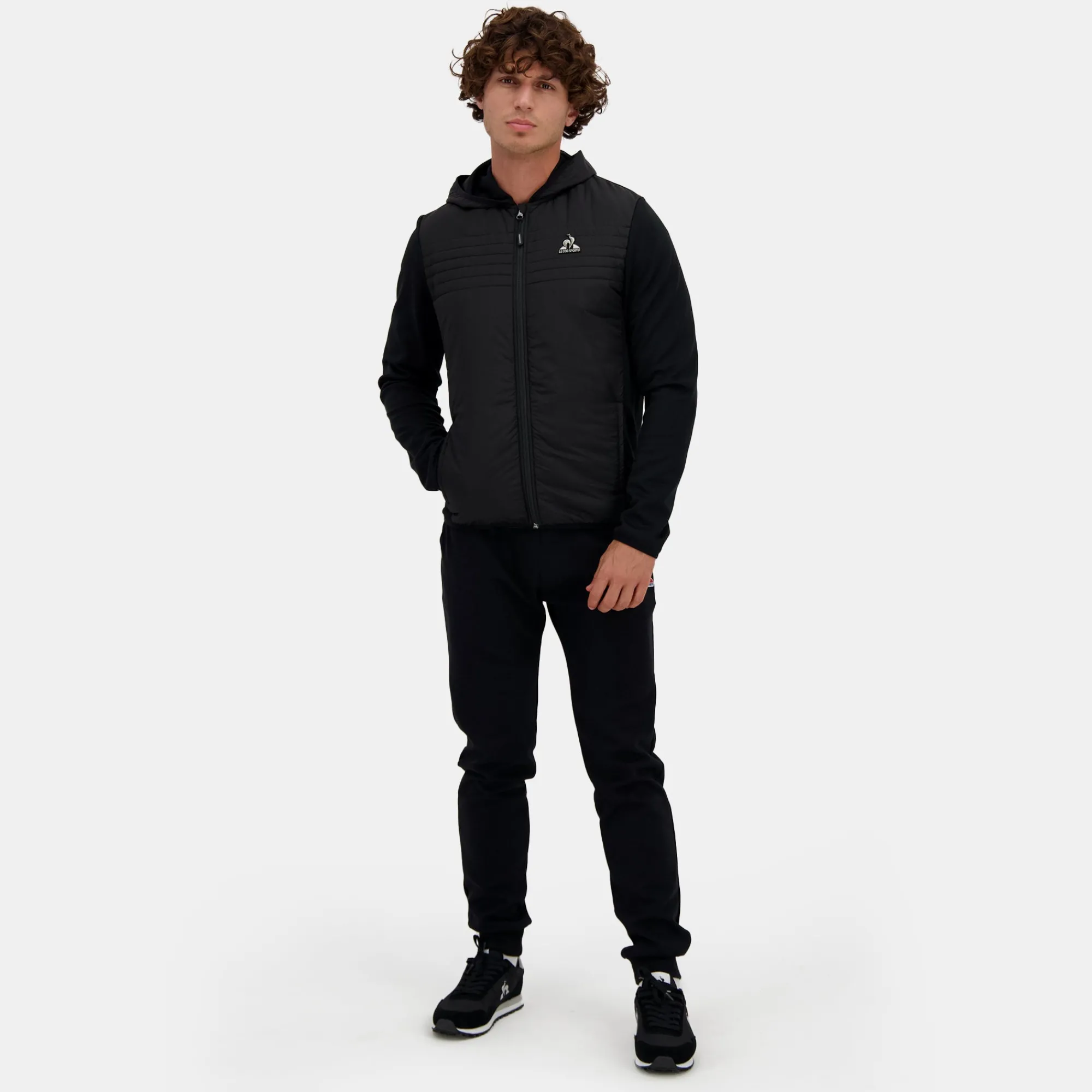 Clearance ESSENTIELS Sweat zippé à capuche Homme Jacken Und Daunenjacken | Sweatshirts